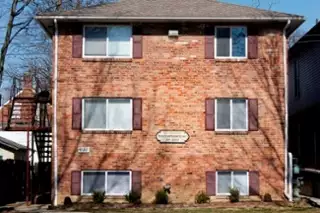 320 E 17th Ave