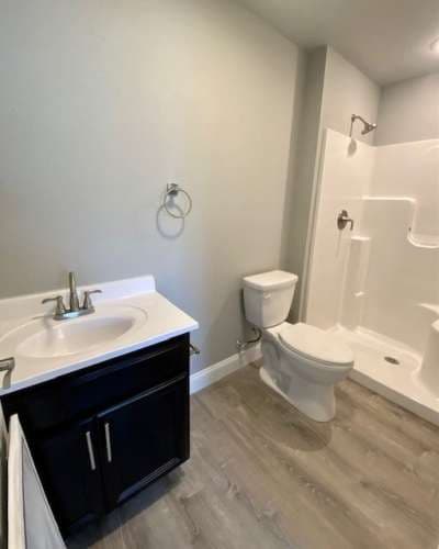 1310 E Illinois St