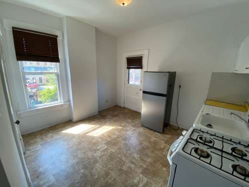 W 4th Ave 486 TNB