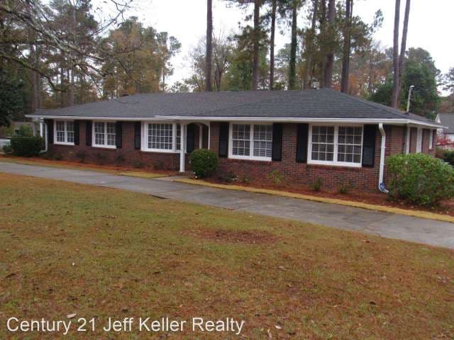 2905 Mayfair Rd