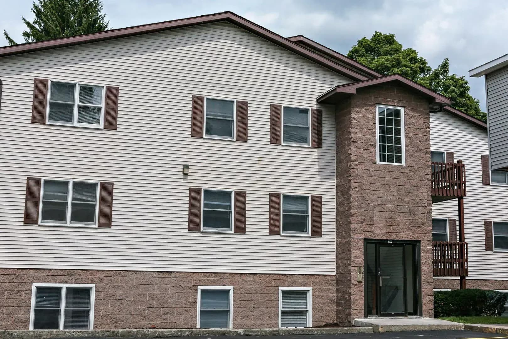 Cortland Off-Campus Luxury Student Housing