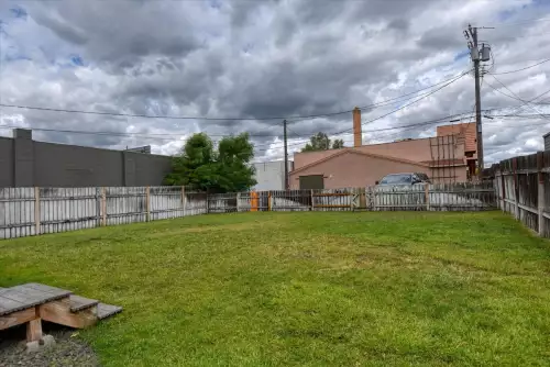 11 E Sinto Avenue