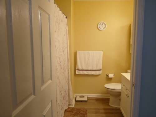 Condo 2 Bedroom / 2 Full Bath / 1050 Sq Ft