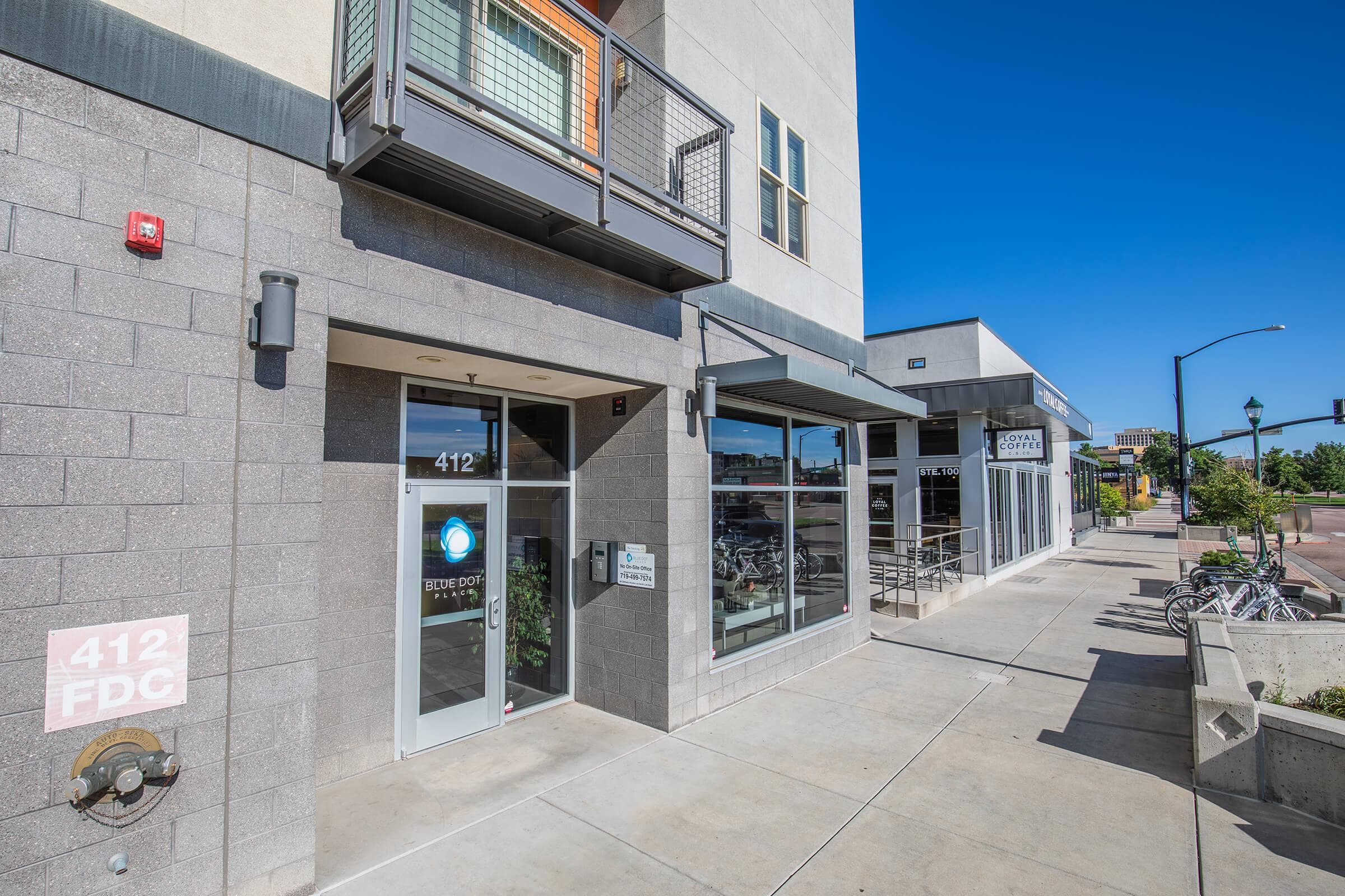 Blue Dot Place Apartments
