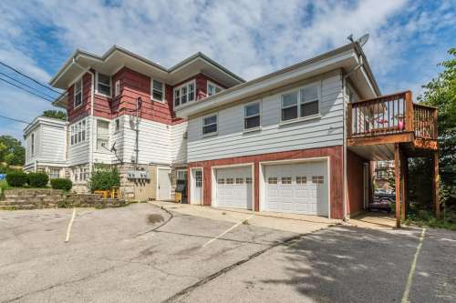 1218 N College
