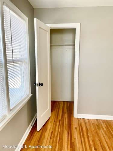 Family Friendly Apartment Complex with Mature Trees.