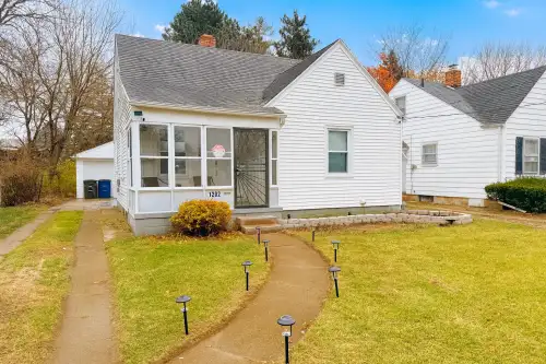 638 Caswell Ave