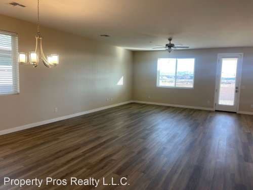 995 Sterling Ln