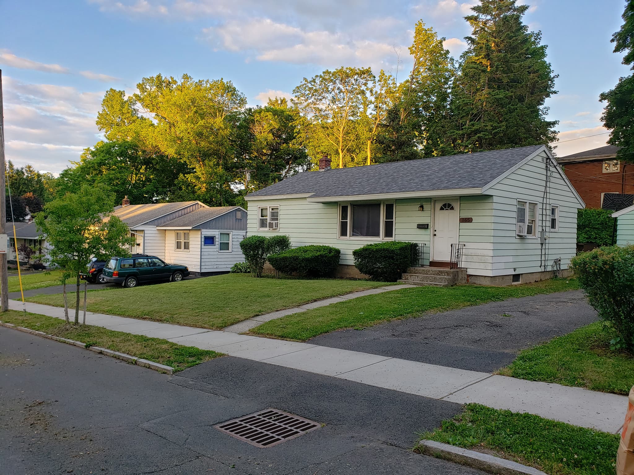 165 S Pine Ave