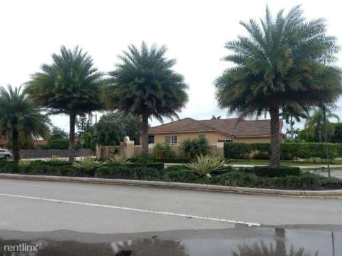 15330 SW 32nd Terrace