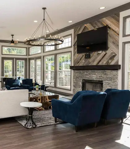 Fairlane Woods Apartments