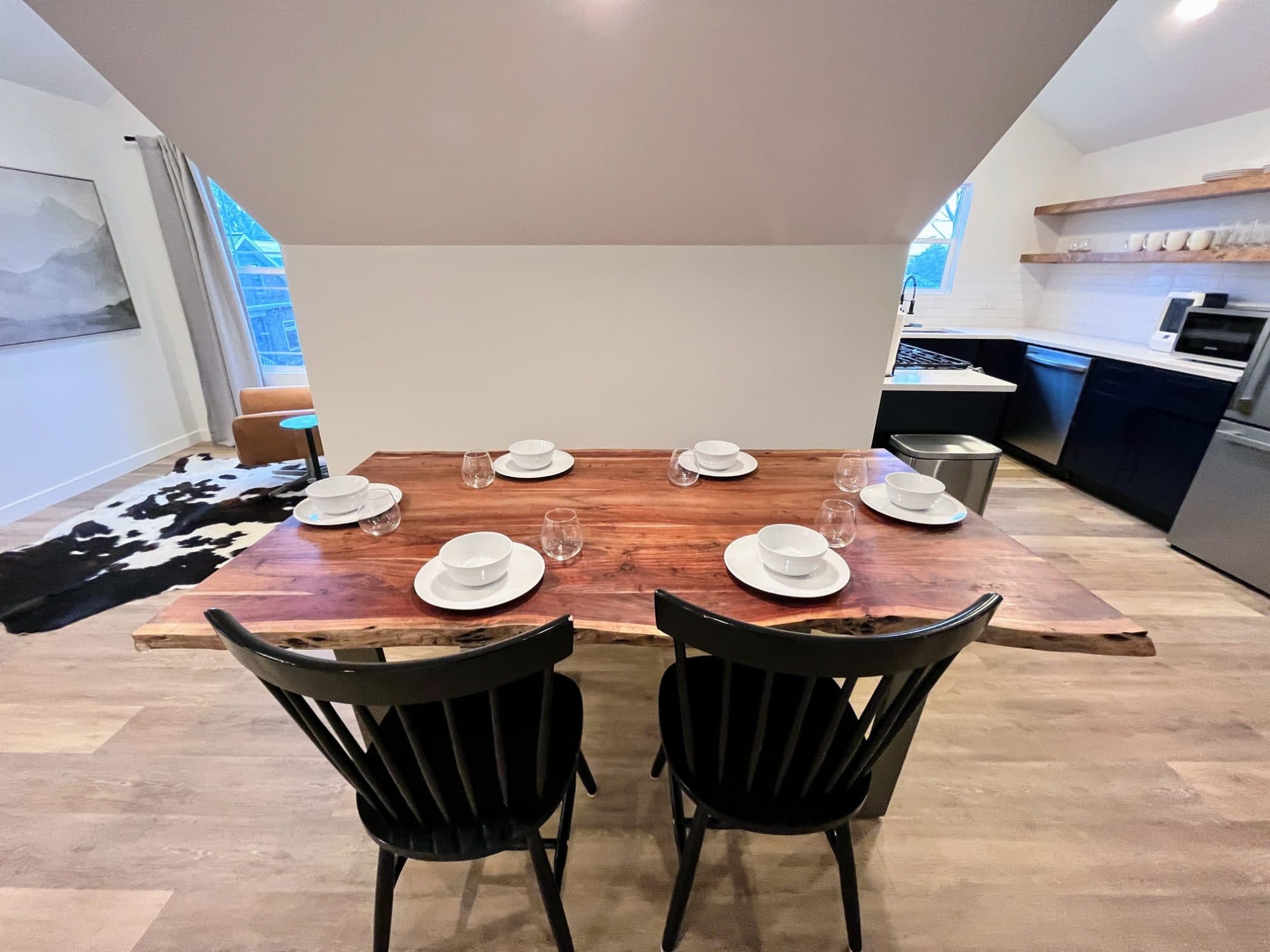 Furnished 3BR/2BA near 9th & 9th