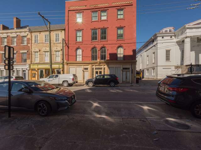 Plaza at Bank Street