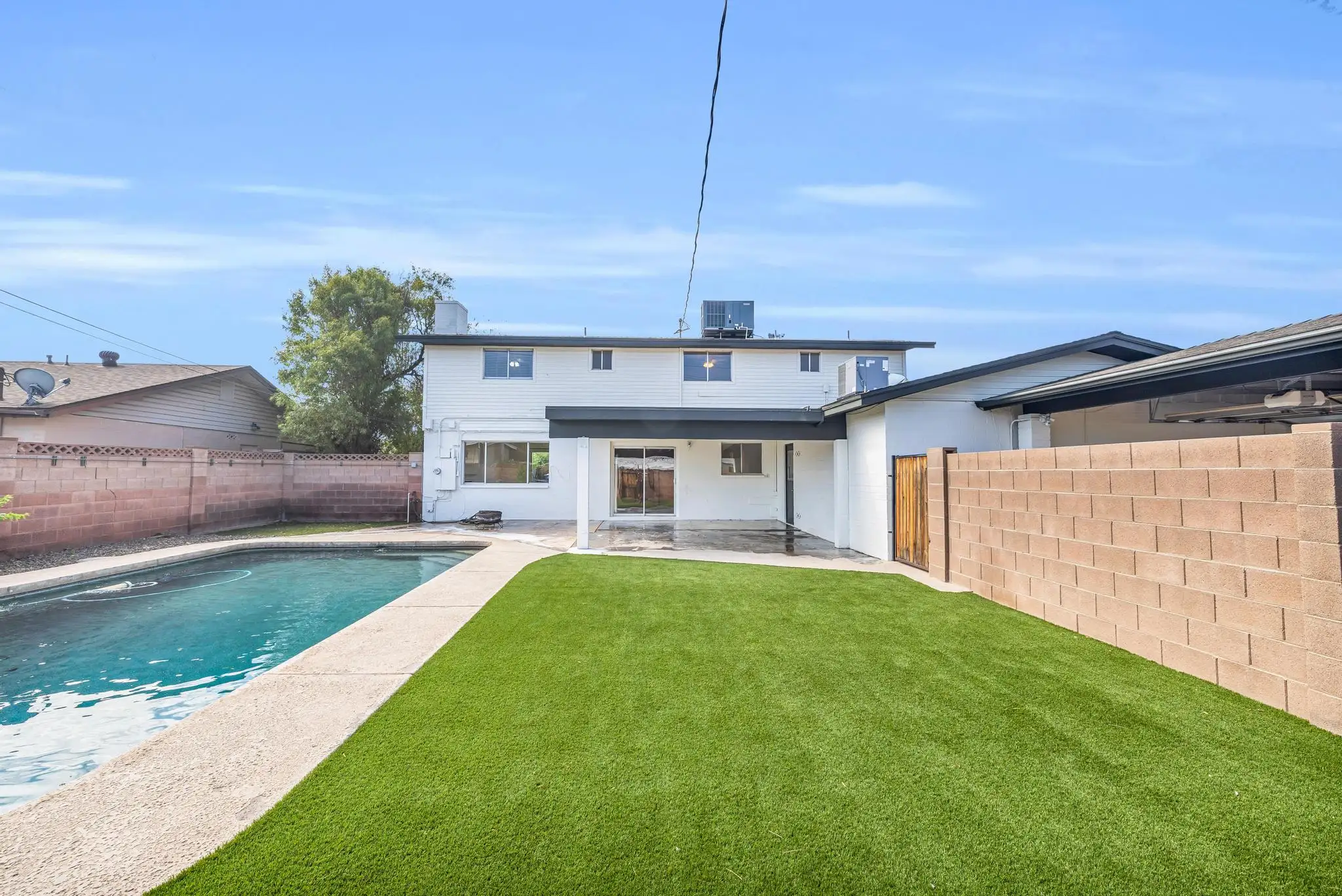 1122 E Concorda Drive