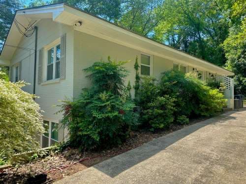 AVAILABLE NOW- SUBLEASE Short distance to Downtown Auburn--One of Kind Home on Sherwood Dr in Auburn