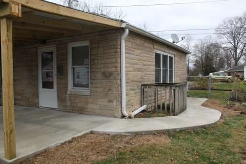 FULLY FURNISHED & ALL UTILITIES!!