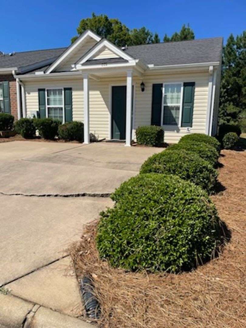 Convenient West Augusta Townhome-Convenient to medical