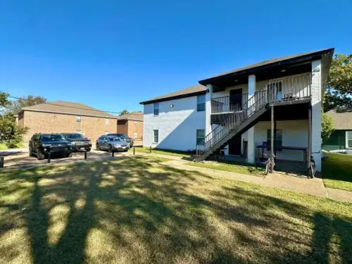 HUGE 4-Bed