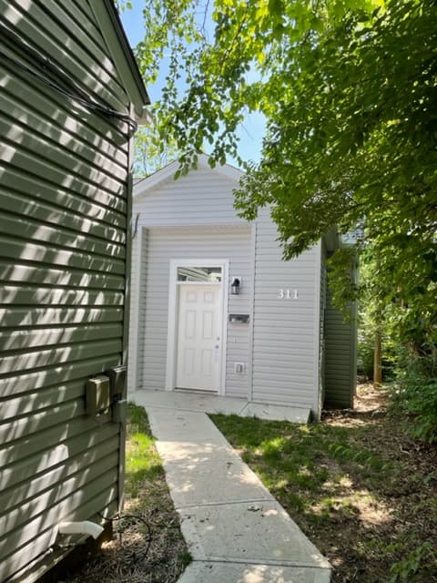311 N Poplar Street