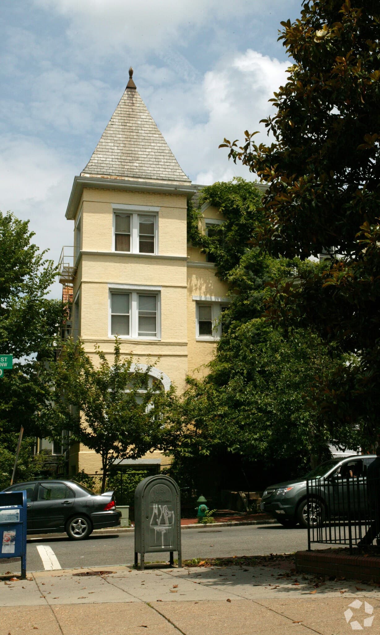 2149 N St