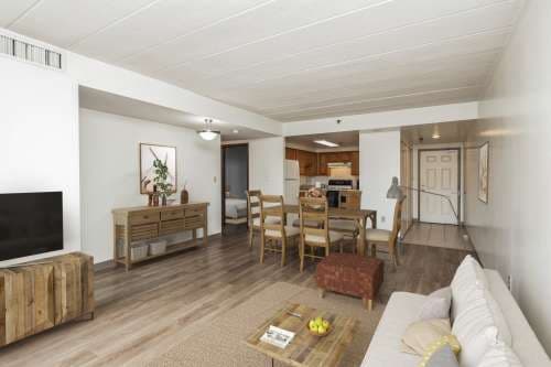 Highland Plaza Apartments