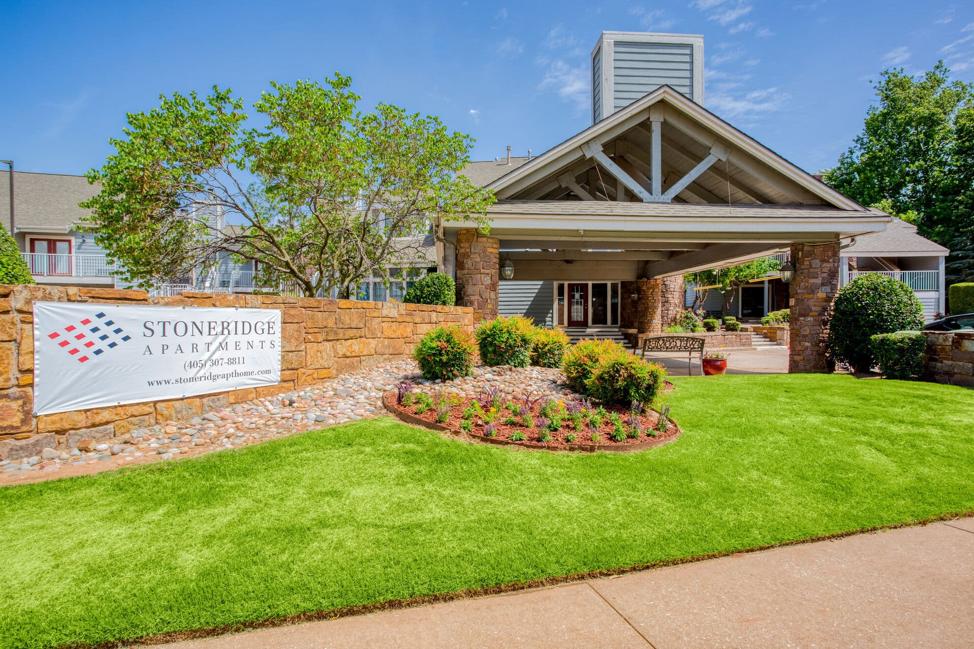 Stoneridge Apartments
