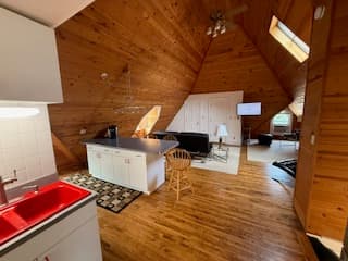 Furnished Loft Apartment in Private Home