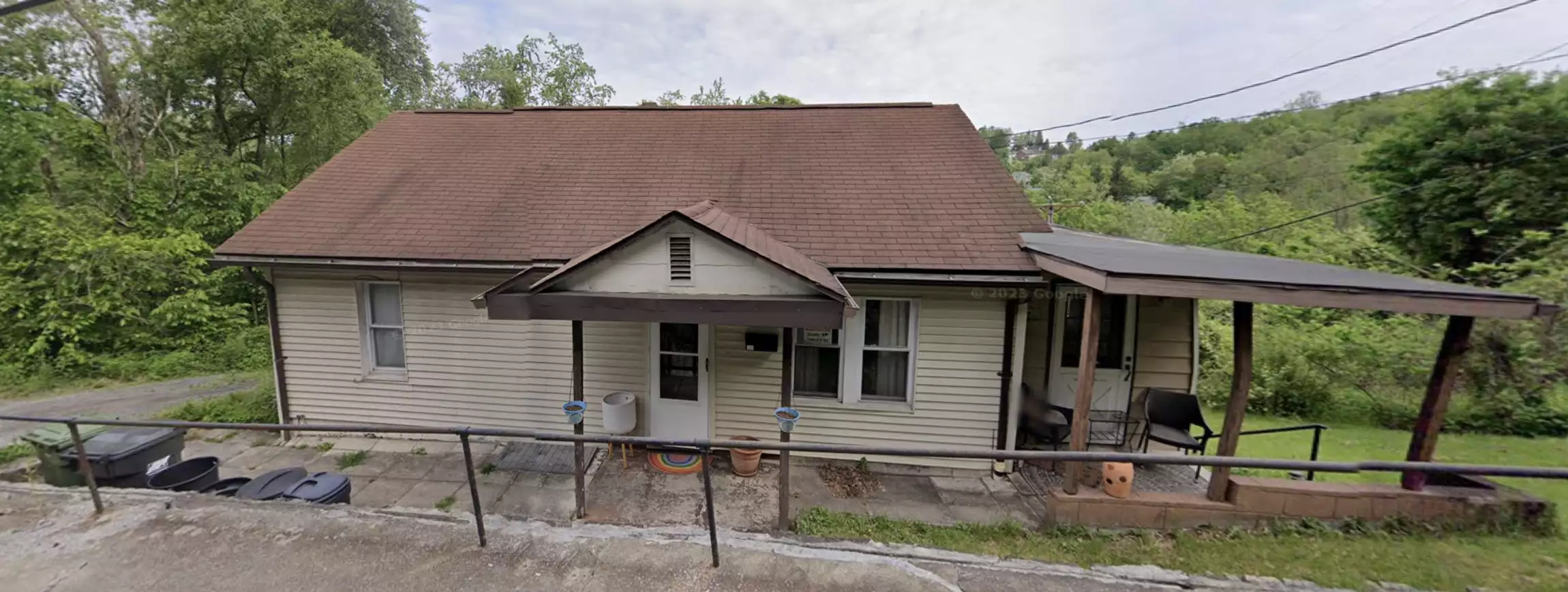 1045 College Ave