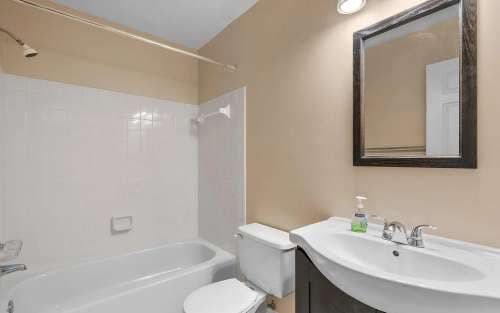 5-MINUTE WALK - CO-ED - FULLY FURNISHED - UTILITIES INCLUDED