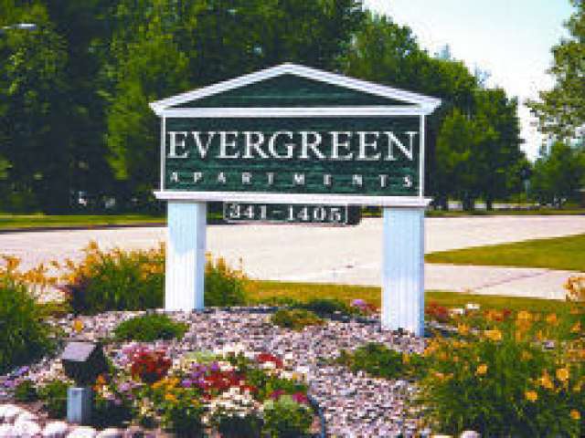 06-EG-Evergreen Apartments