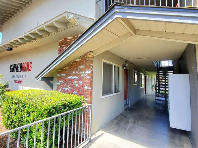 0199 738 Grand & 1885 Garfield