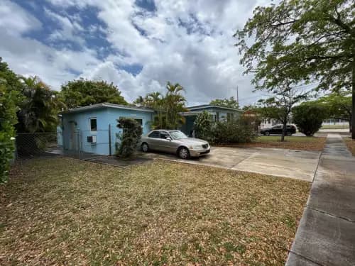 11215 NE Miami Ct
