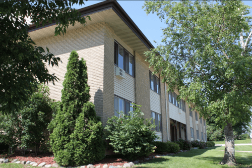 Lakeshore North Apartments