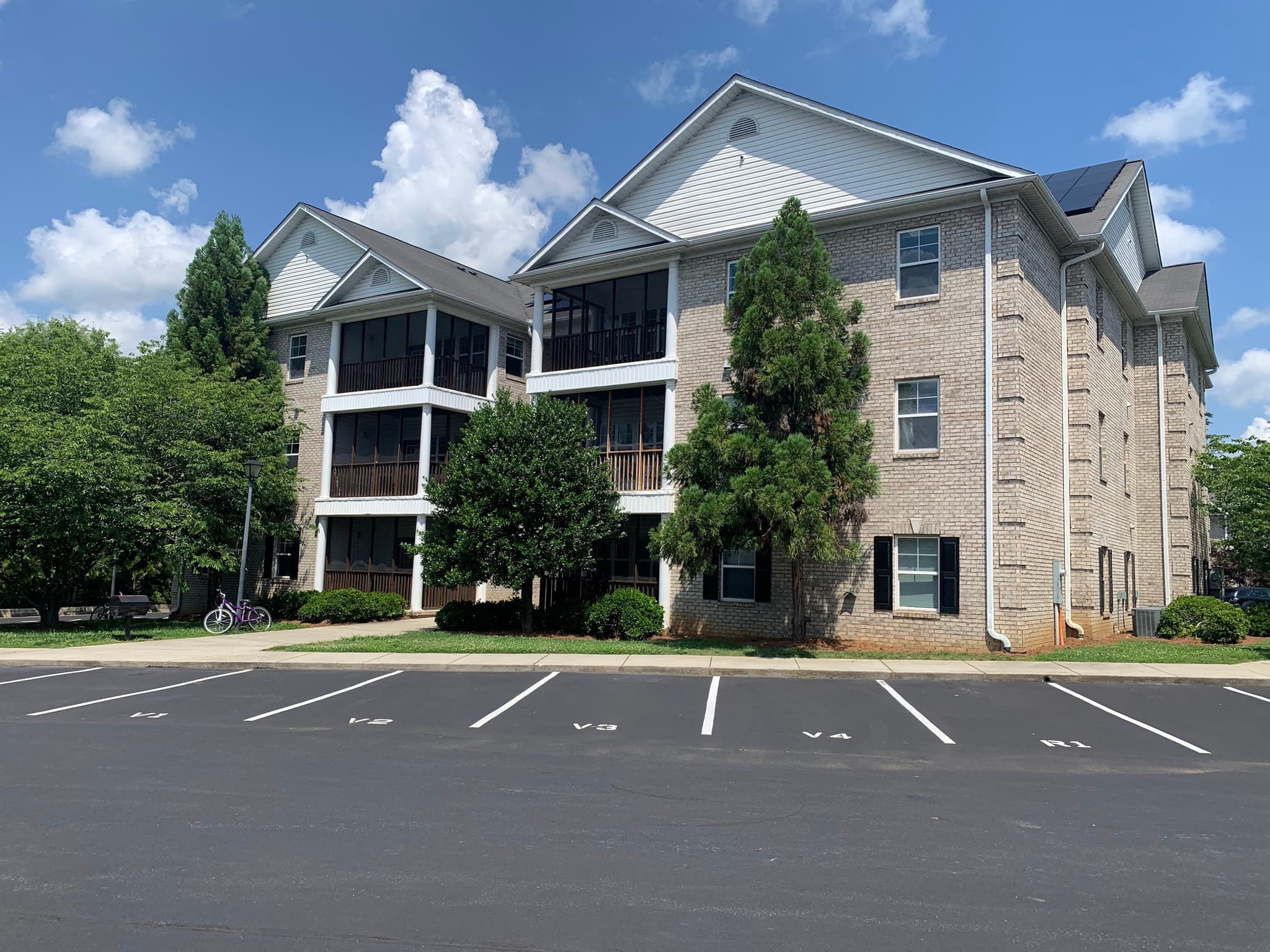 Evellien & Provence: Townhomes + Apartments