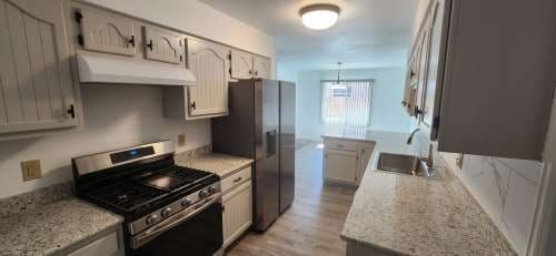 MOVE IN SPECIAL 1/2 OFF FIRST FULL MONTHS RENT. ALL PROSPECTIVE TENANTS MUST SUBMIT A $58 NON-REFUNDABLE APPLICATION FEE PER APPLICANT ONLINE AND BE PRE-QUALIFIED PRIOR TO ANY SHOWINGS