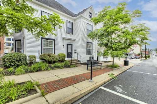 The Penn Quarters - Old Town