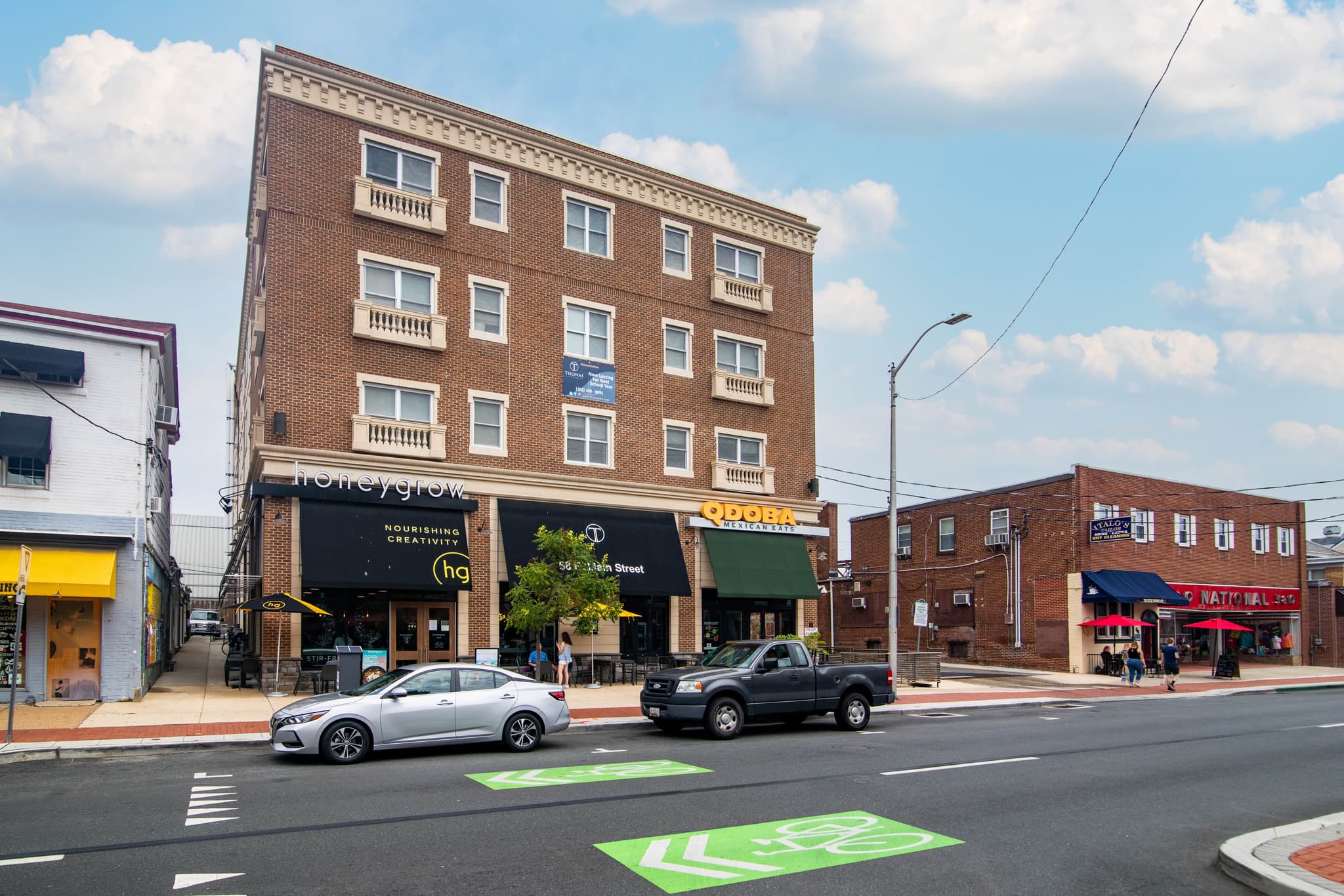 58 E Main St
