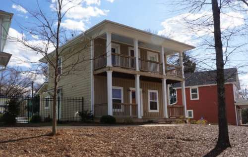 130 Greencrest Dr