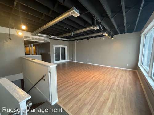 1301 S Webster ave
