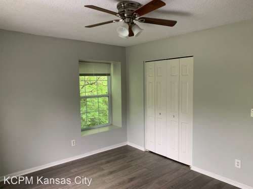 8721 Countryshire Lane