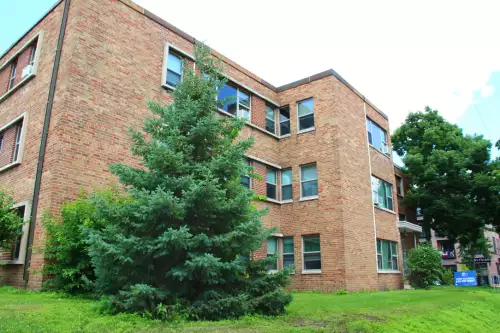 8th on Campus