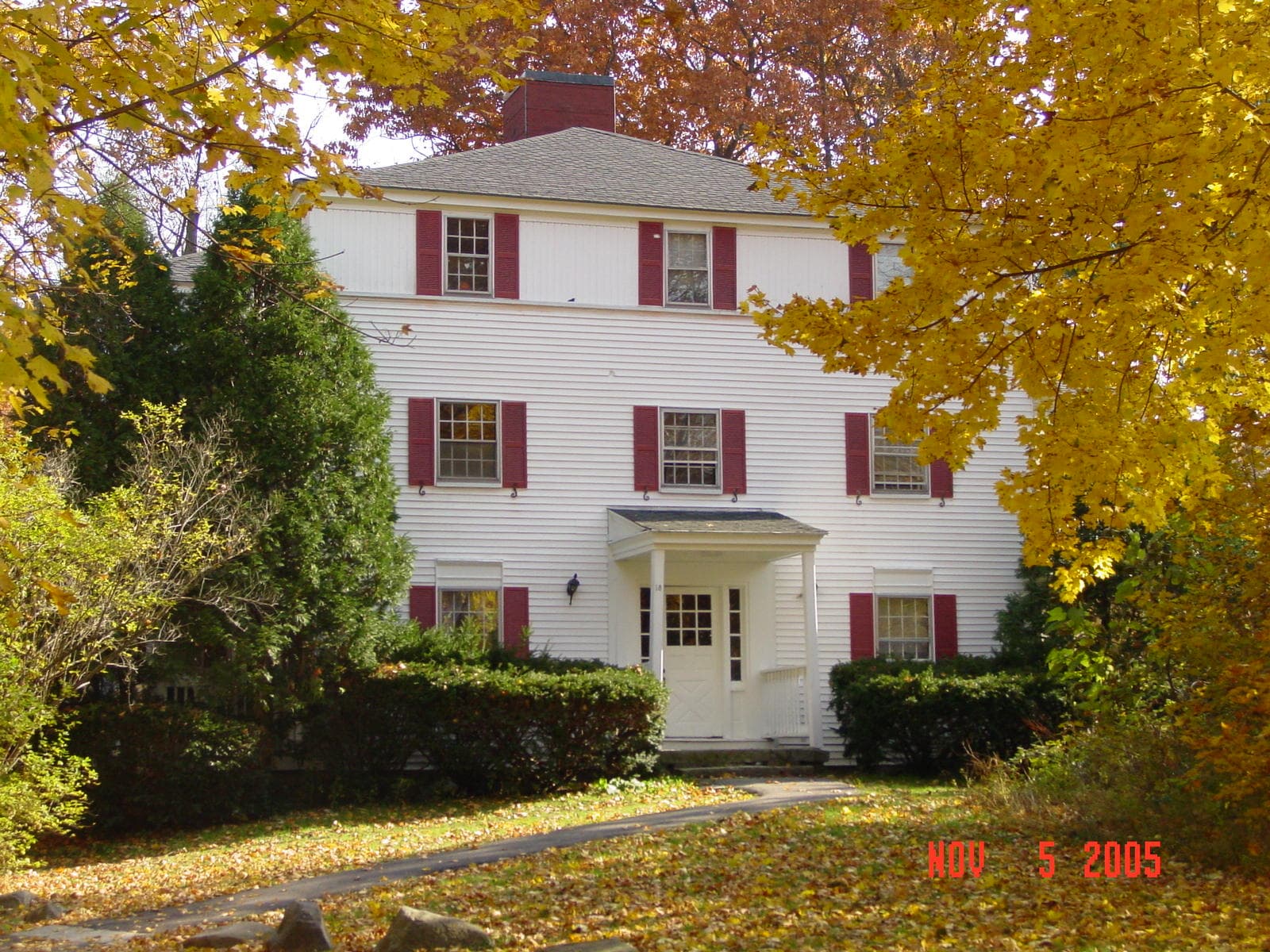 18 Woodman Rd