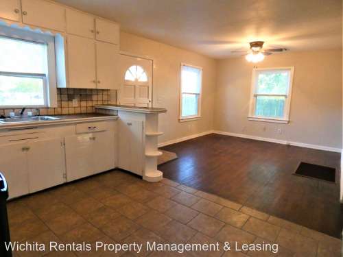 1745.5 S Washington Ave
