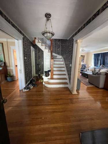 1 Manning Blvd