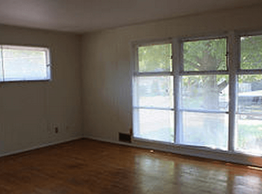 900 W. Carson
