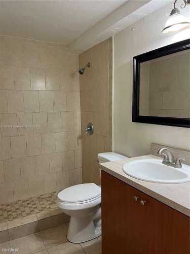 13700 SW 62nd St APT 121
