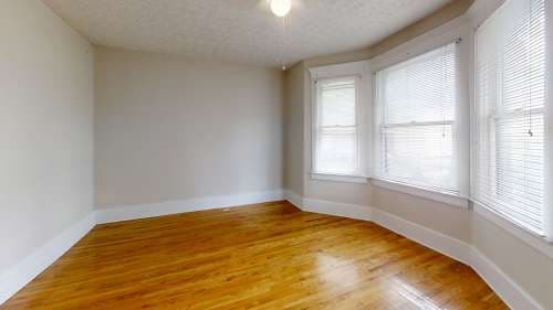 194 E 12th Ave