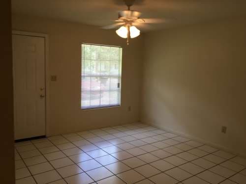 2115 Melanie Dr