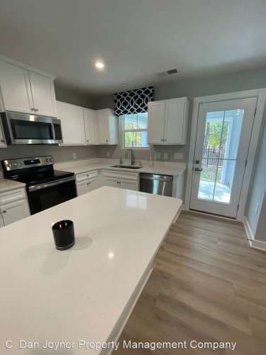 11 Hargrove Ct