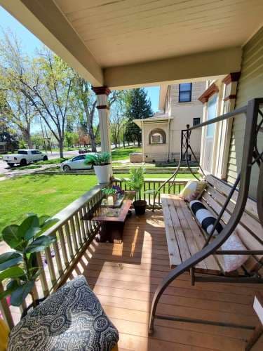 Mead Apartments